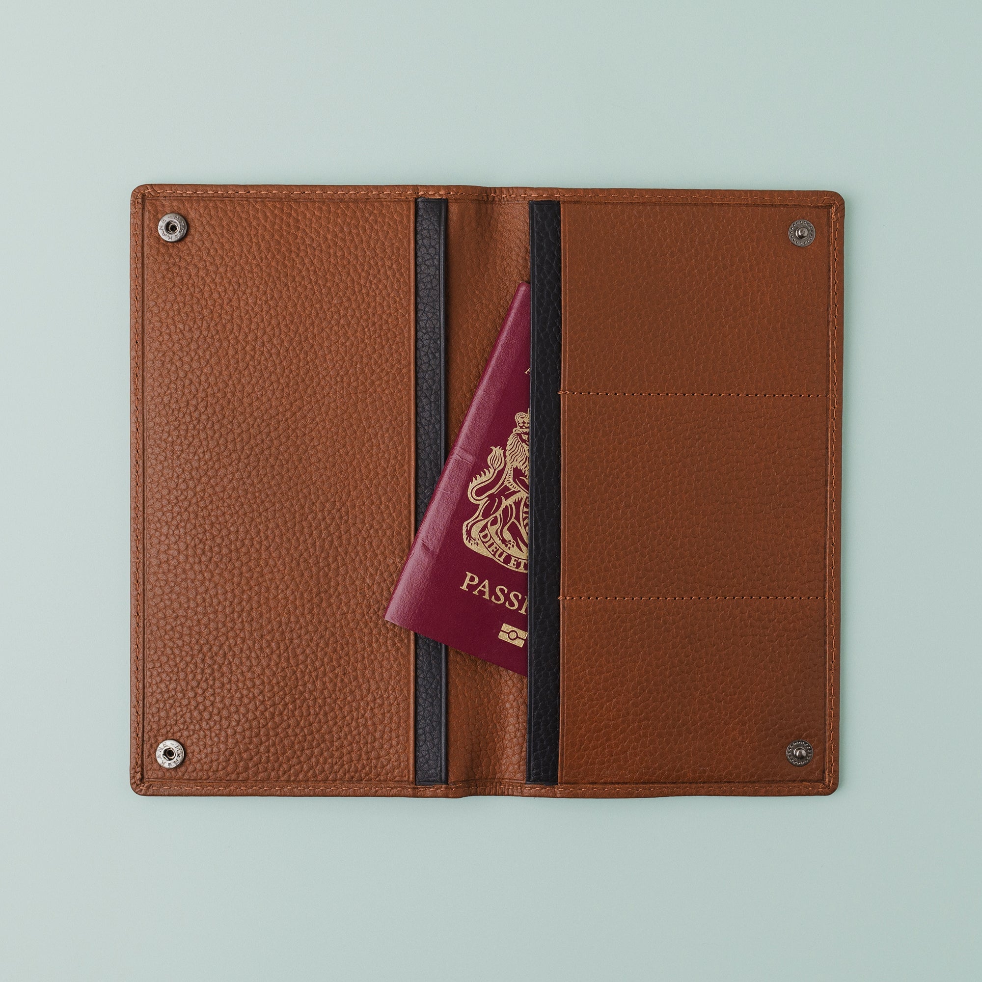Pebble Grain Leather Travel Wallet - Tan / Navy